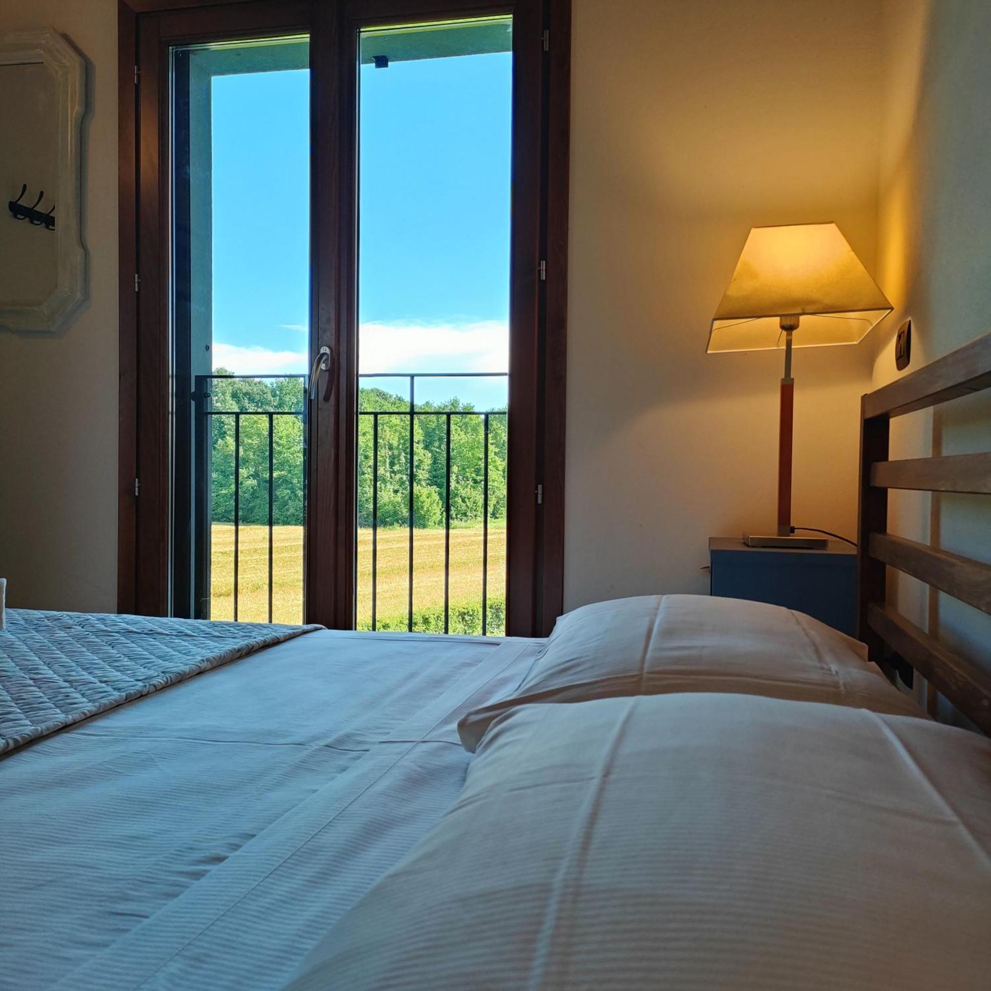 Agriturismo Borgo Del Mincio Volta Mantovana Eksteriør billede